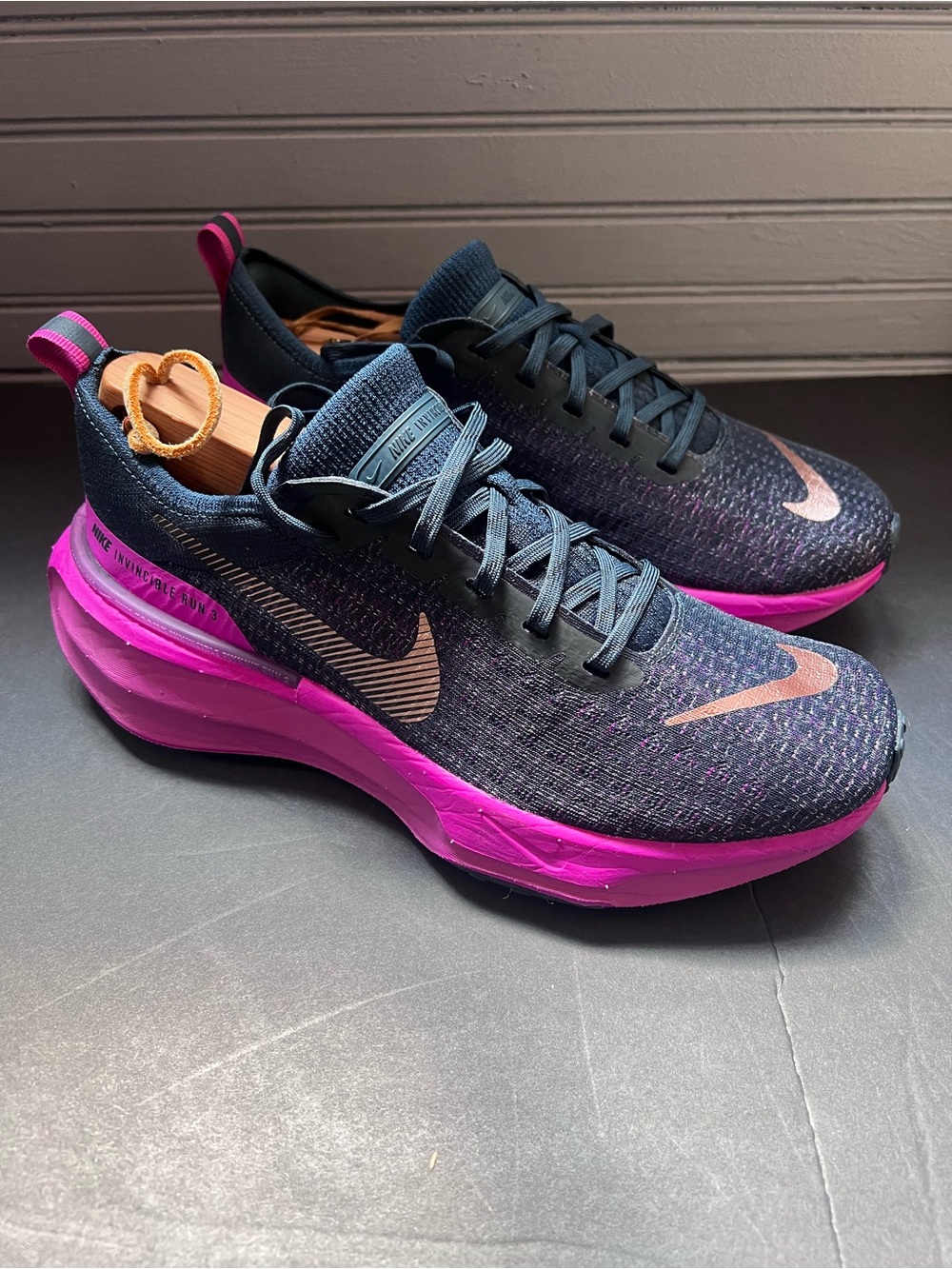 Nike ZoomX Invincible Run 3 Black Grape Running Women’s Size 10 DR2660